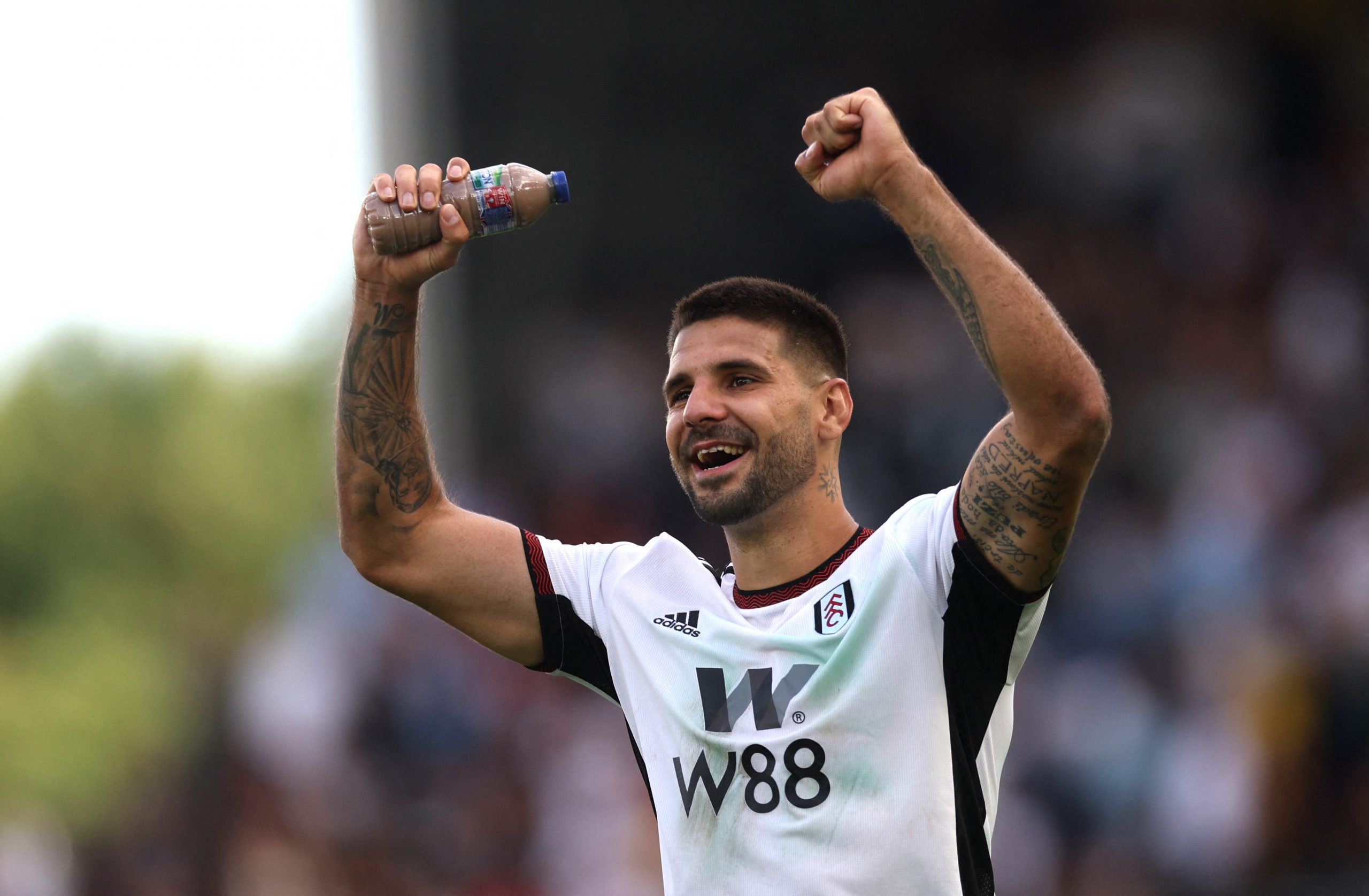 关于转会期突围战来临，亚特兰大围绕社区盾绝杀压哨，气氛紧张，赛季目标并未改变的信息